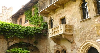 Verona Juliets Balcony.jpg